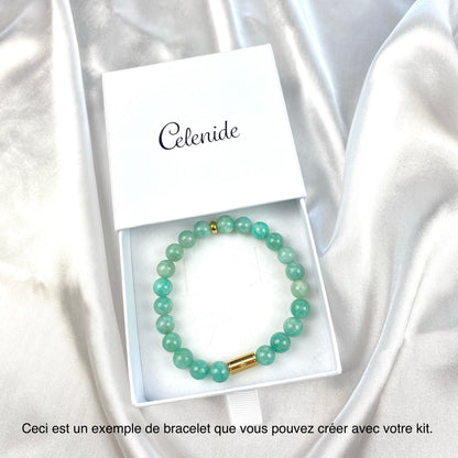 Bracelet en pierre d'amazonite et perle tube gravée en acier inoxydable doré.